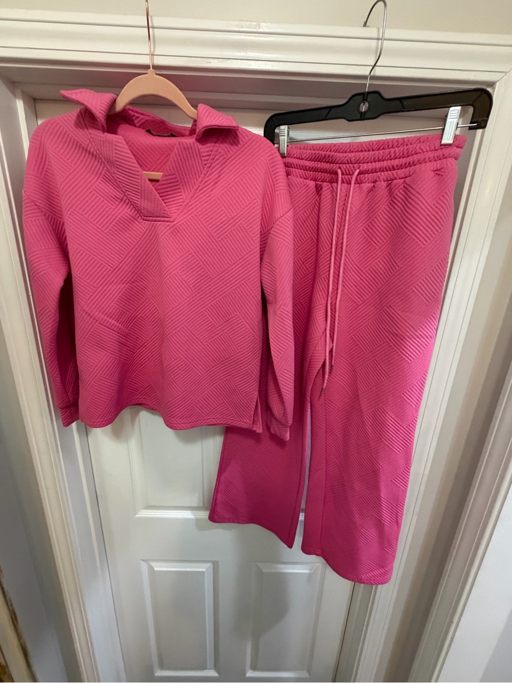 Cozy Pink Women's Set - Long Sleeve Top & Drawstring Pants